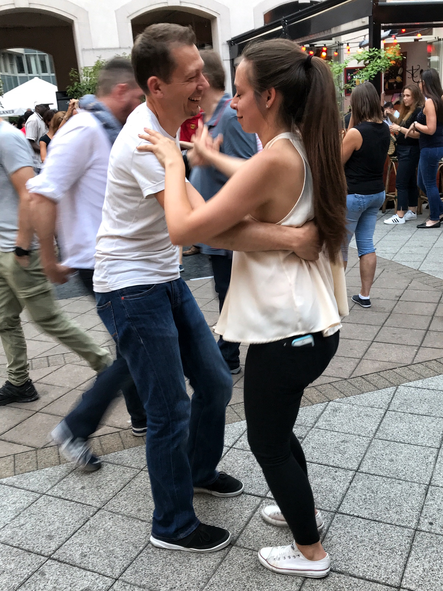 E857DF56-F84D-4DAB-977E-9D18C129DC60